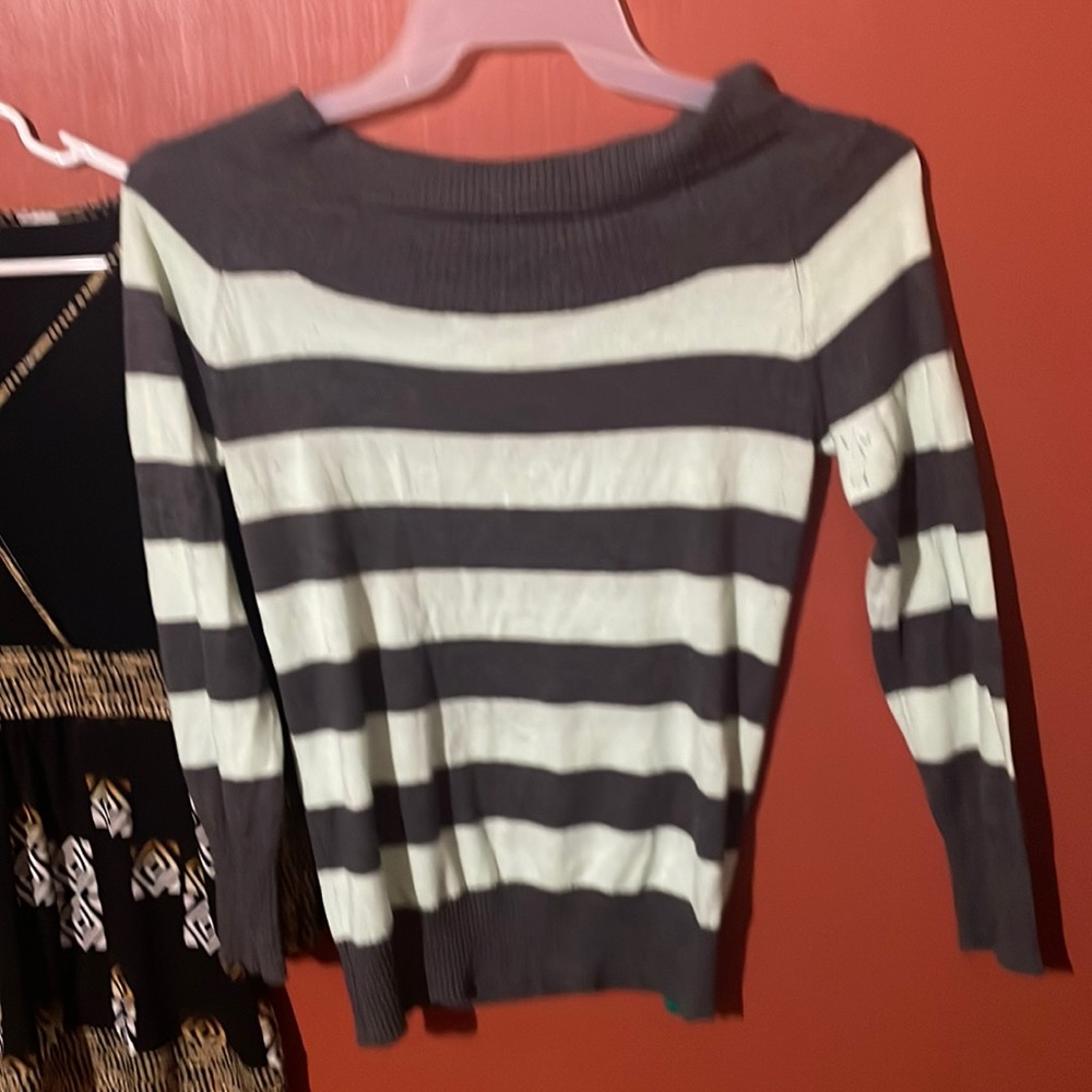 Sweater strip